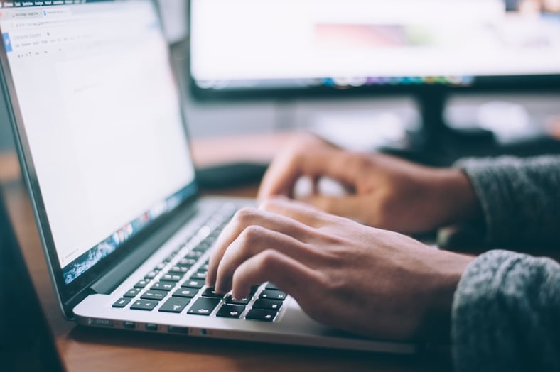 5 Engaging Blog Ideas to Attract More Leads for Your Insurance Agency
