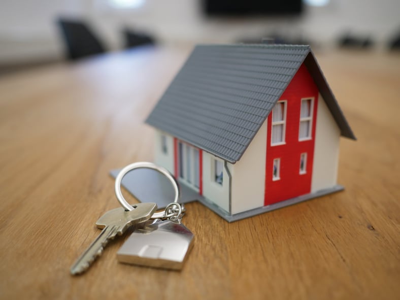 5 Tips to Target Homeowners and Sell More Home Insurance in Your Local Market